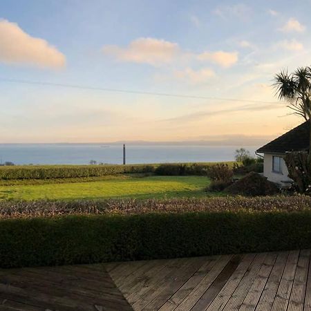 Whitehead Holiday Cottage Экстерьер фото