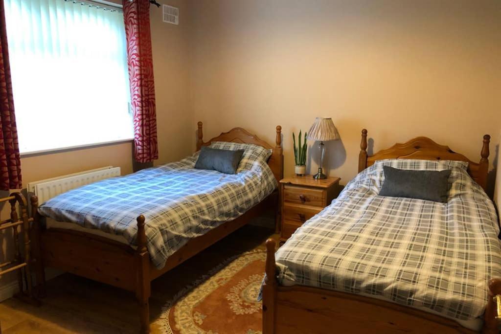Whitehead Holiday Cottage Экстерьер фото